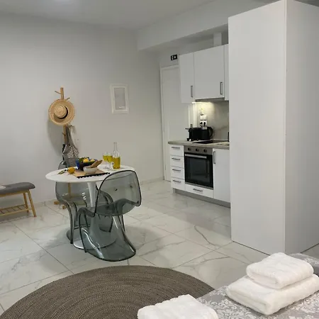 Apartment Oikeia By About Paxos